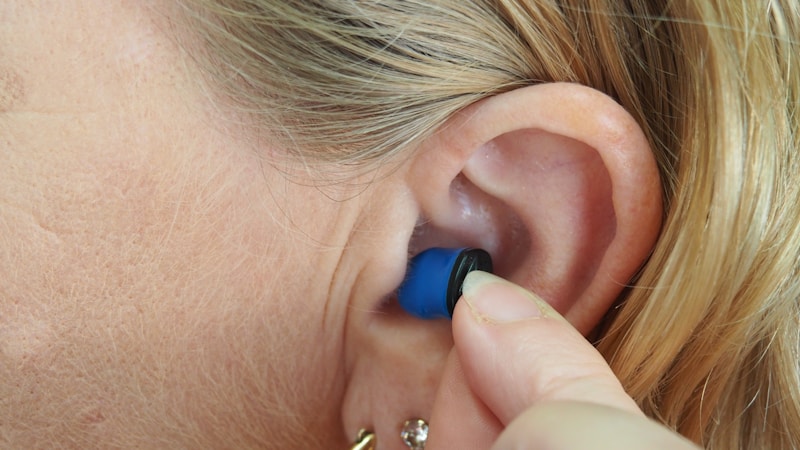 Shokz OpenFit ProとBOSE Ultra Open Earbudsを徹底比較|オープンイヤーイヤホンの違いと選び方をやさしく解説